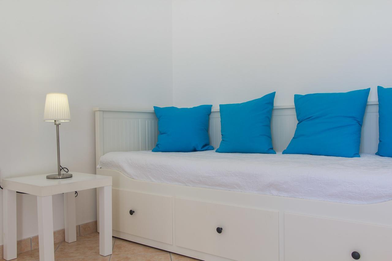 Apartments Del Sole Nerezine Habitación foto
